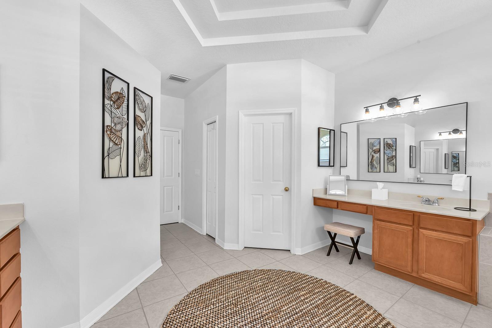 Image 20 of 59 For 15206 Merlinpark Place