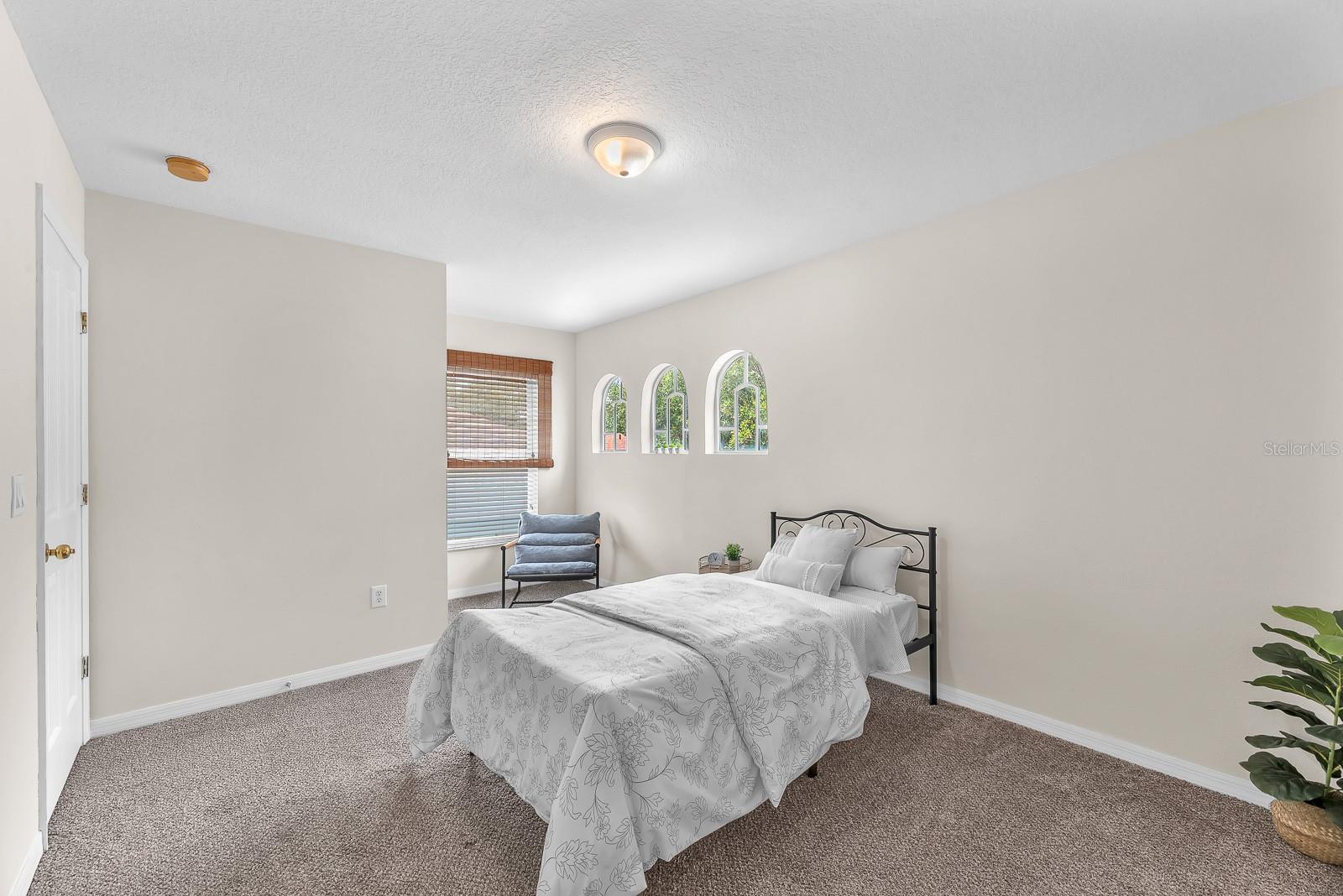 Image 36 of 59 For 15206 Merlinpark Place