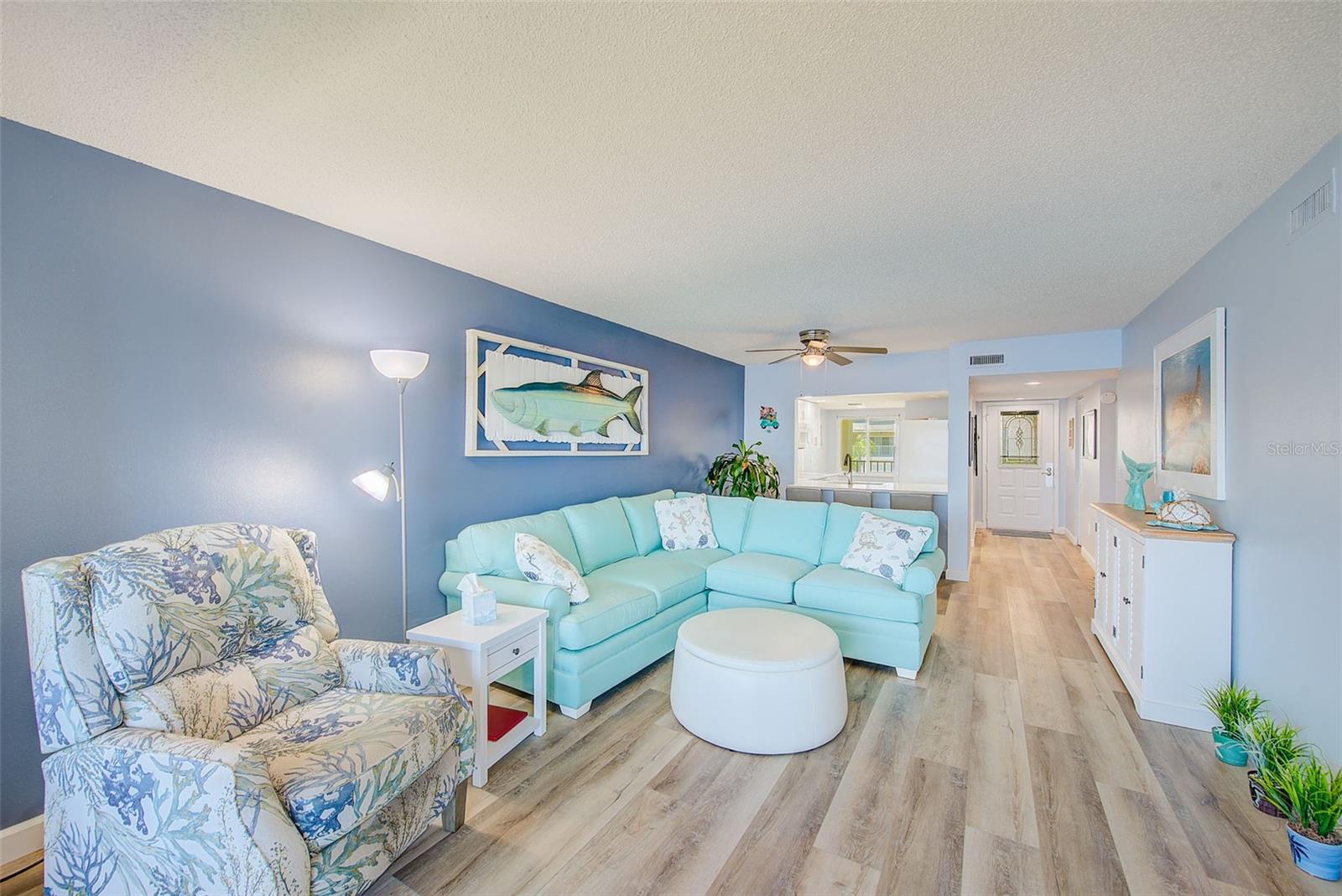 Image 6 of 35 For 8211 Brent Street 815