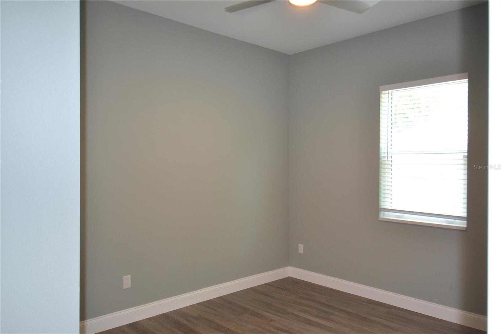 Image 10 of 64 For 281 Diogenes Street