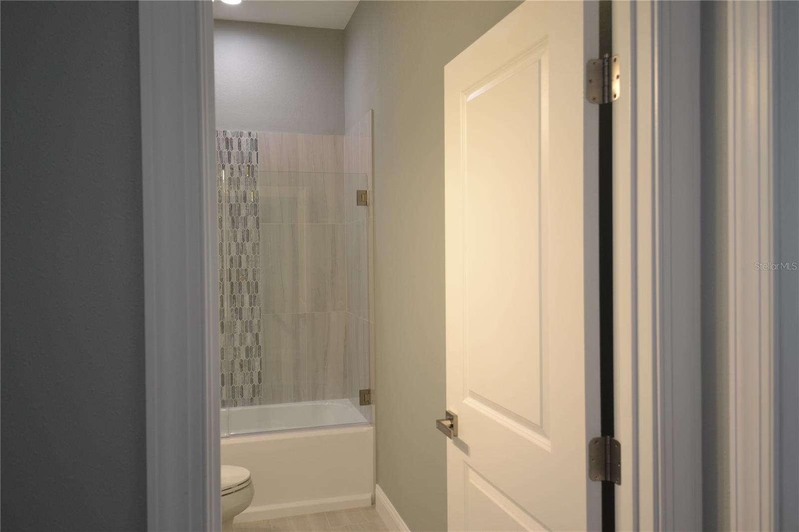 Image 15 of 64 For 281 Diogenes Street