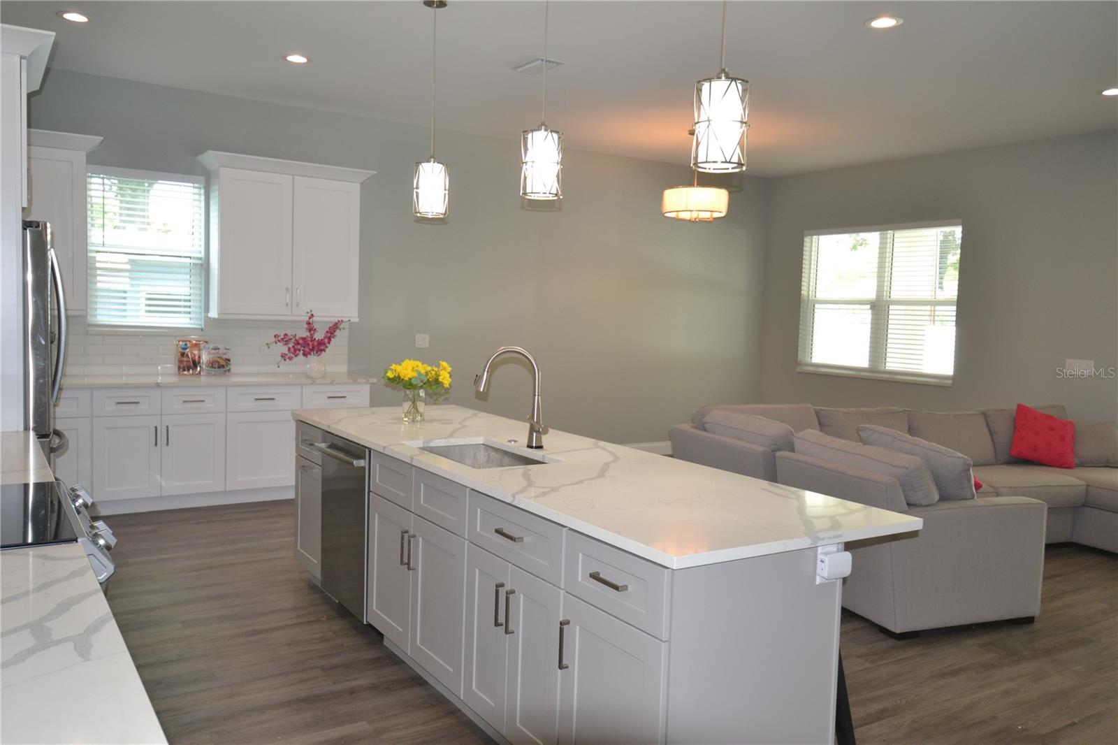 Image 2 of 64 For 281 Diogenes Street