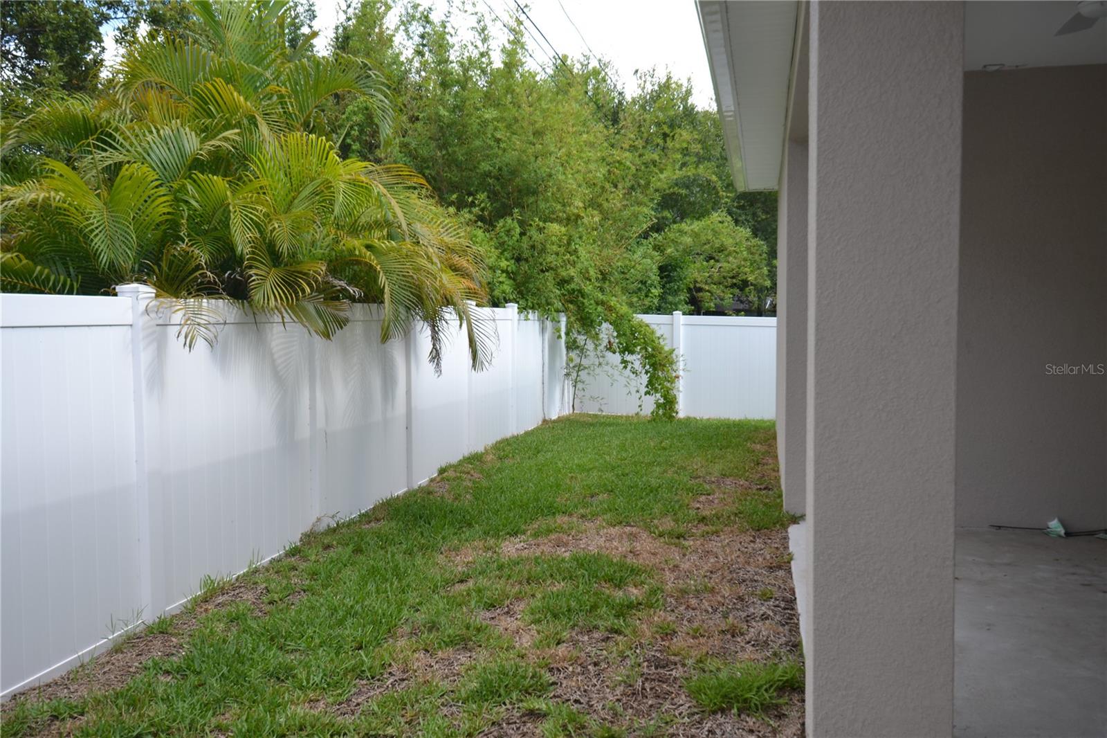 Image 54 of 64 For 281 Diogenes Street