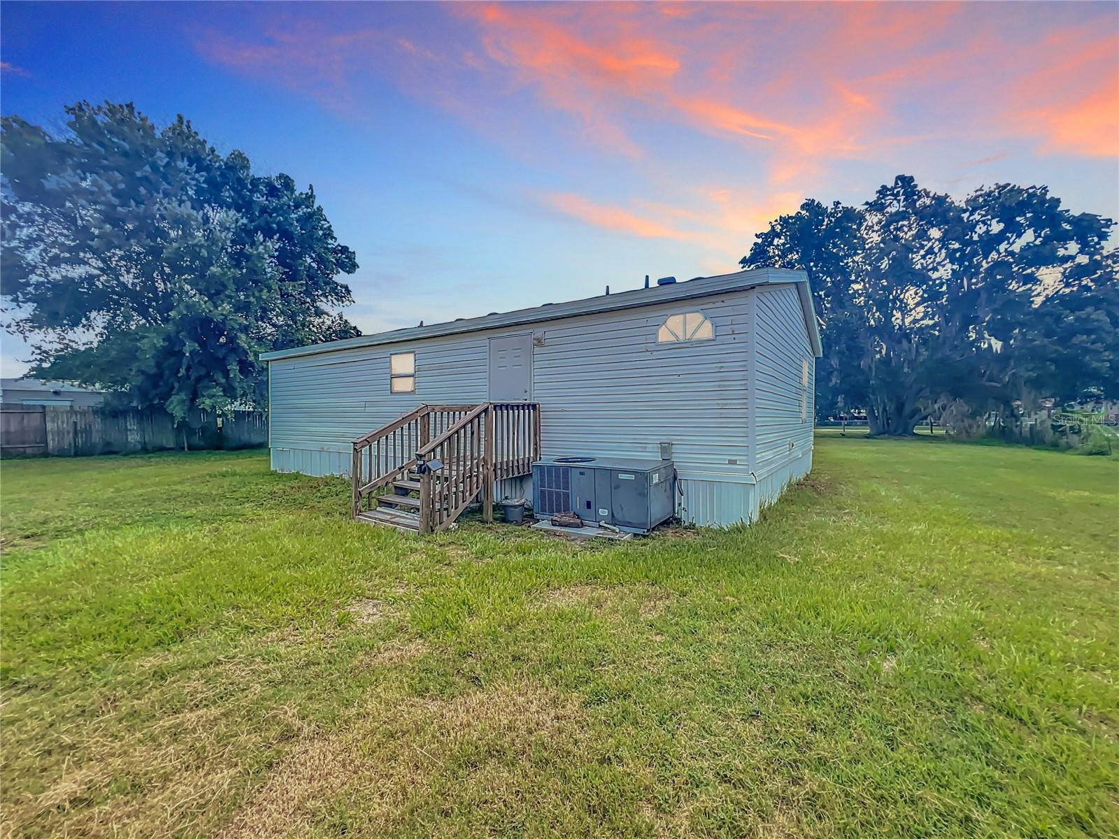 Image 2 of 52 For 5268 Rock Dove Loop