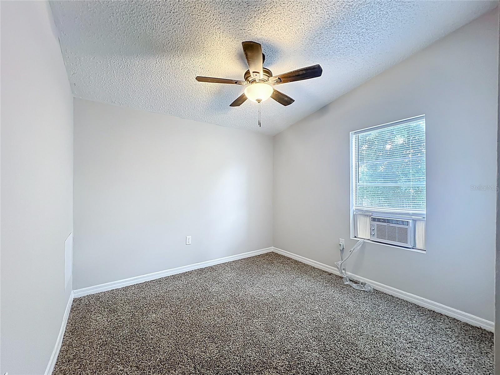Image 40 of 52 For 5268 Rock Dove Loop