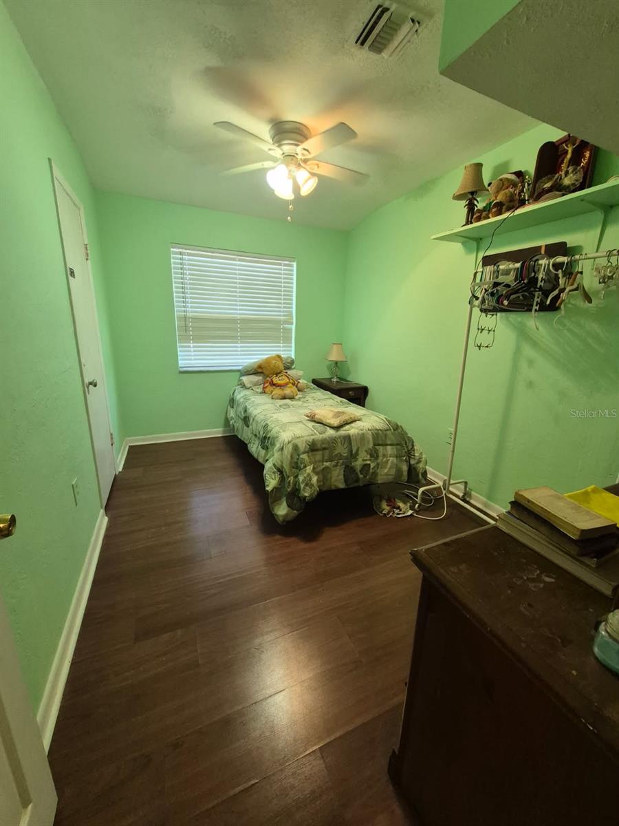 Image 6 of 11 For 6326 38th Avenue N