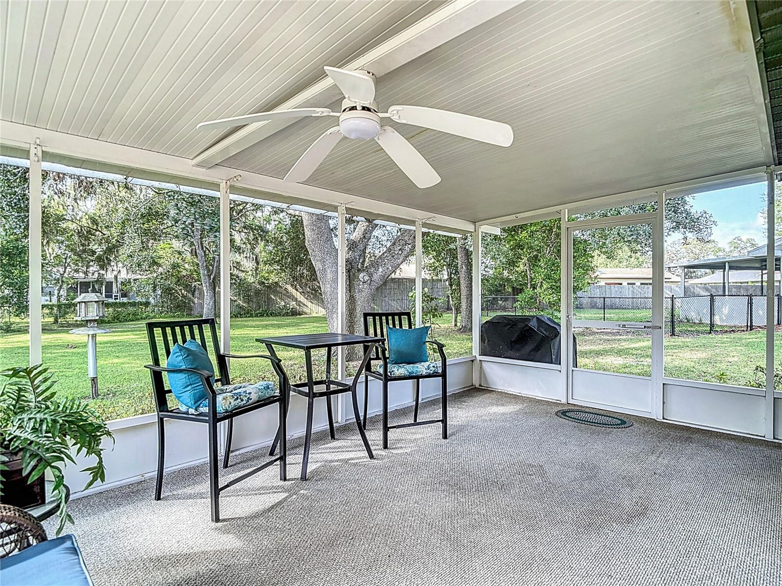 Listing photo id 20 for 31096 Inwood Circle