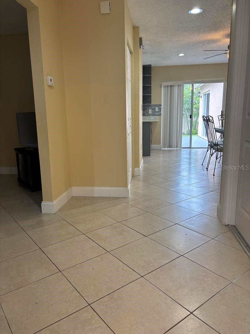 Image 5 of 14 For 11448 60th Lane N
