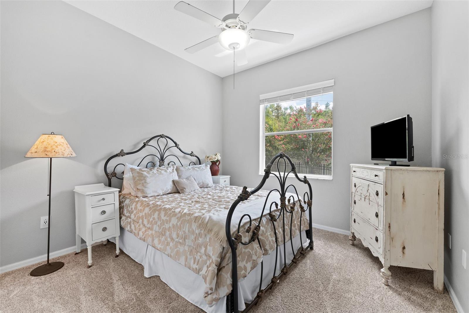Image 23 of 51 For 12910 Vicksburg Drive