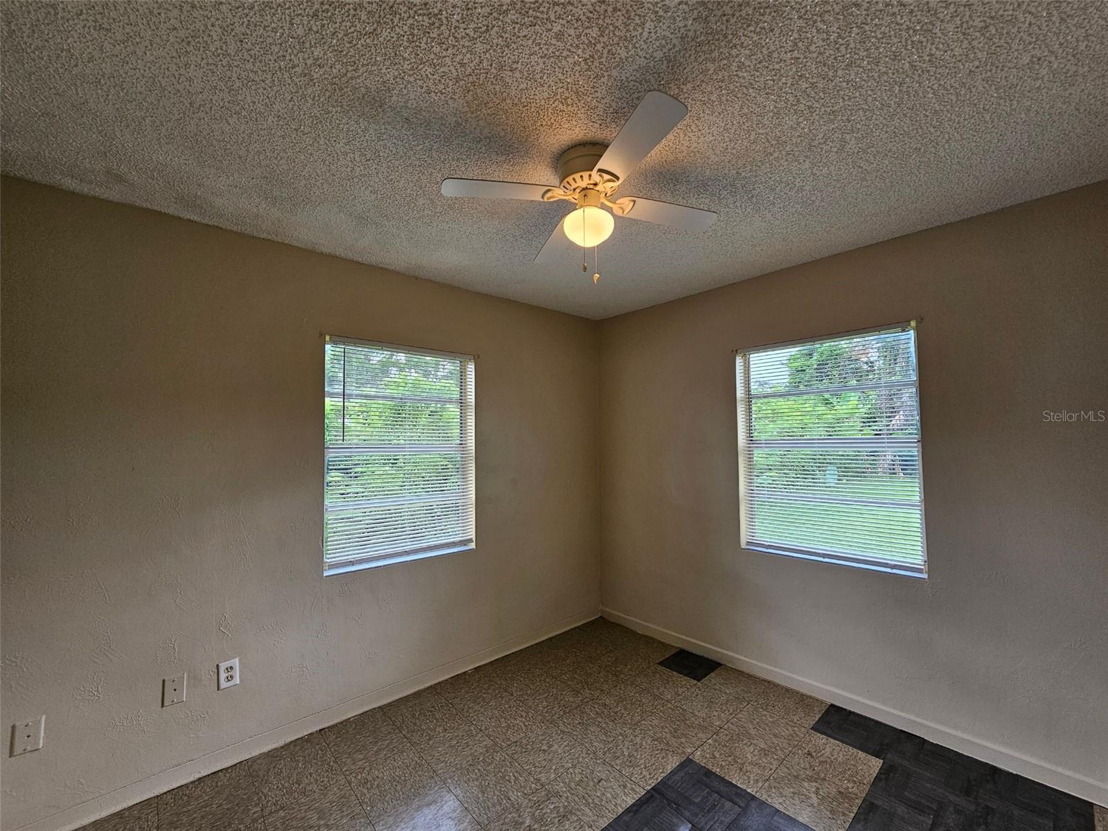 Image 12 of 18 For 2235 Lakeview Street