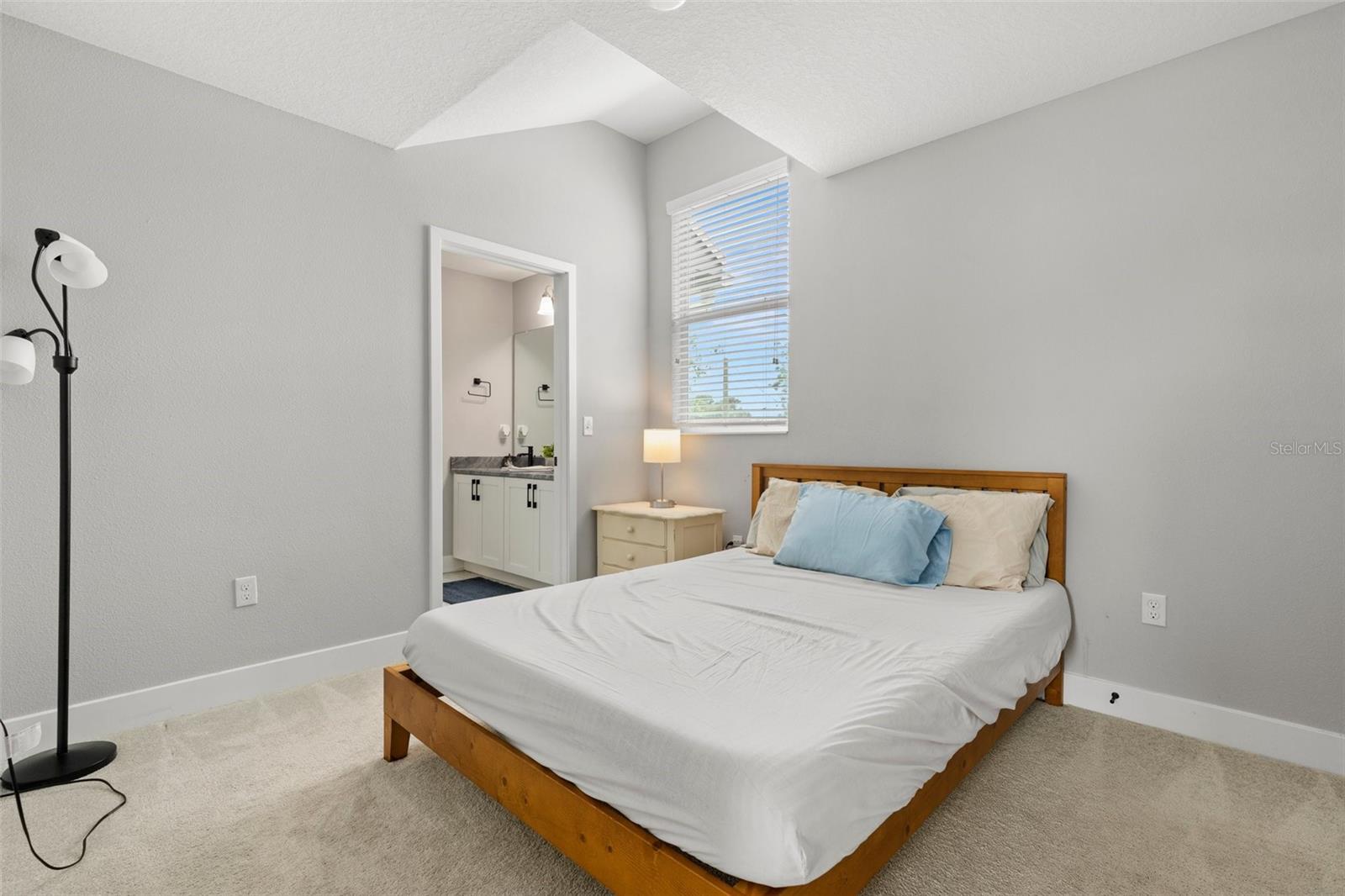 Image 19 of 27 For 5501 15th Street