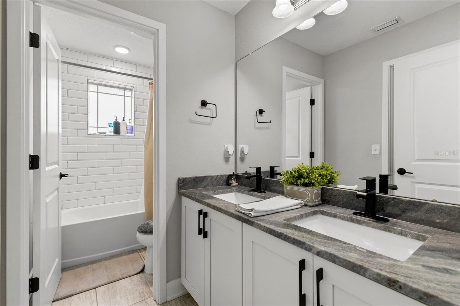 Image 21 of 27 For 5501 15th Street