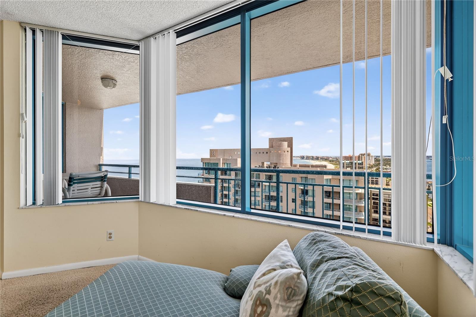 Image 17 of 60 For 1540 Gulf Boulevard 2107