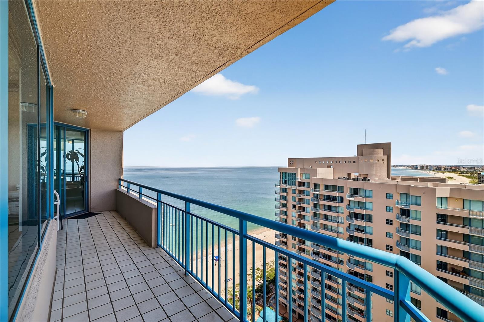 Image 18 of 60 For 1540 Gulf Boulevard 2107