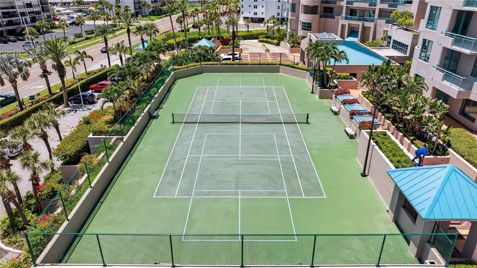 Image 36 of 60 For 1540 Gulf Boulevard 2107