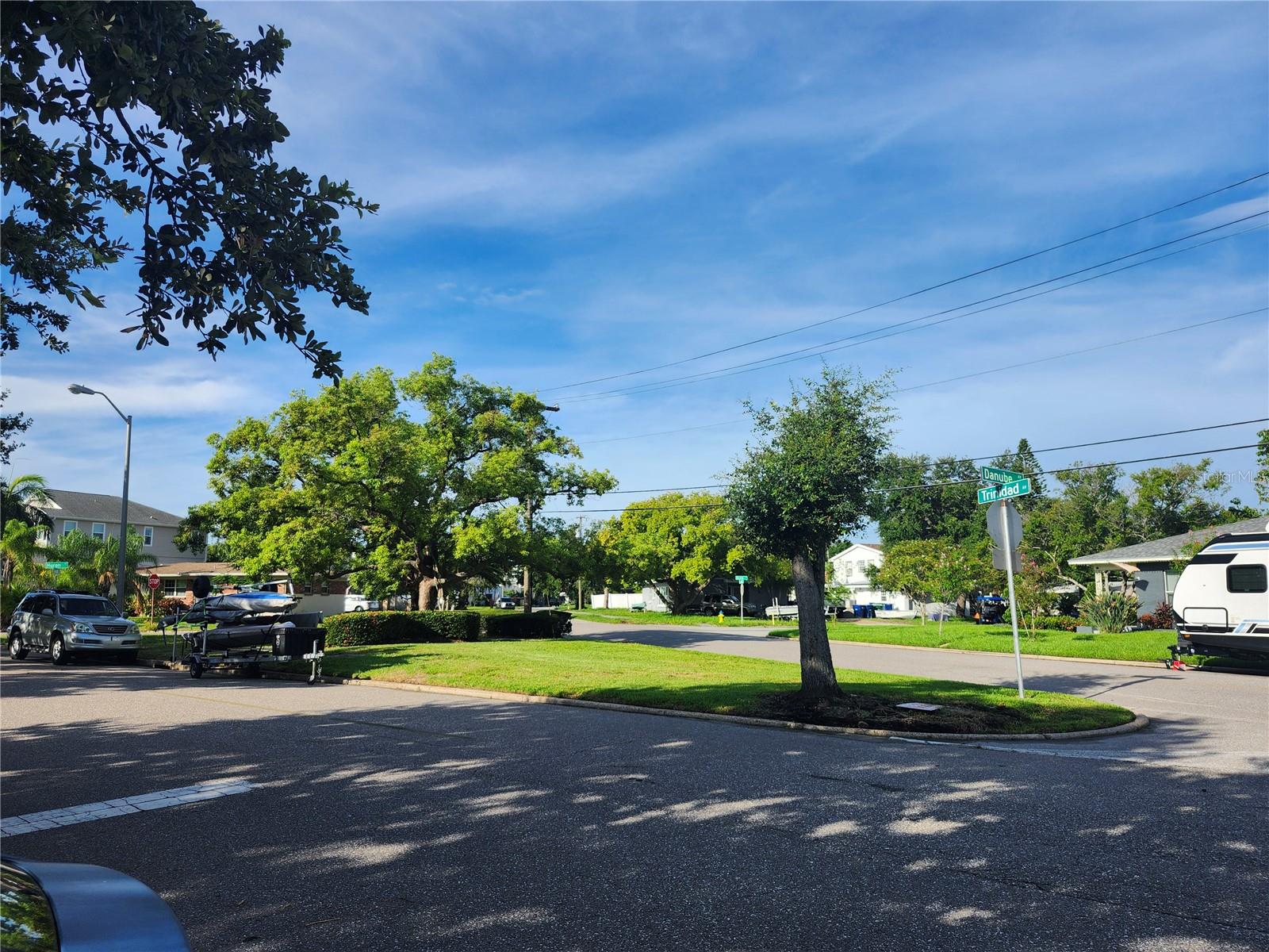 Image 5 of 6 For 507 Danube Avenue