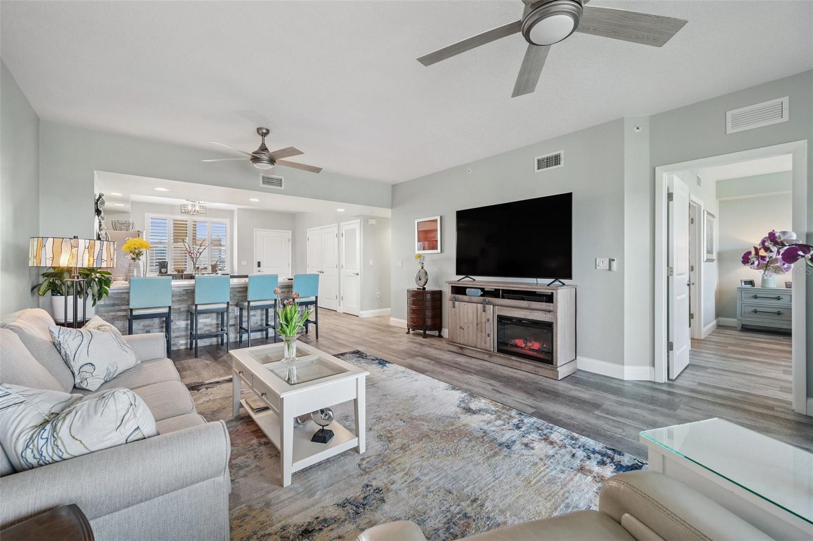 Image 17 of 66 For 960 Starkey Road 10505