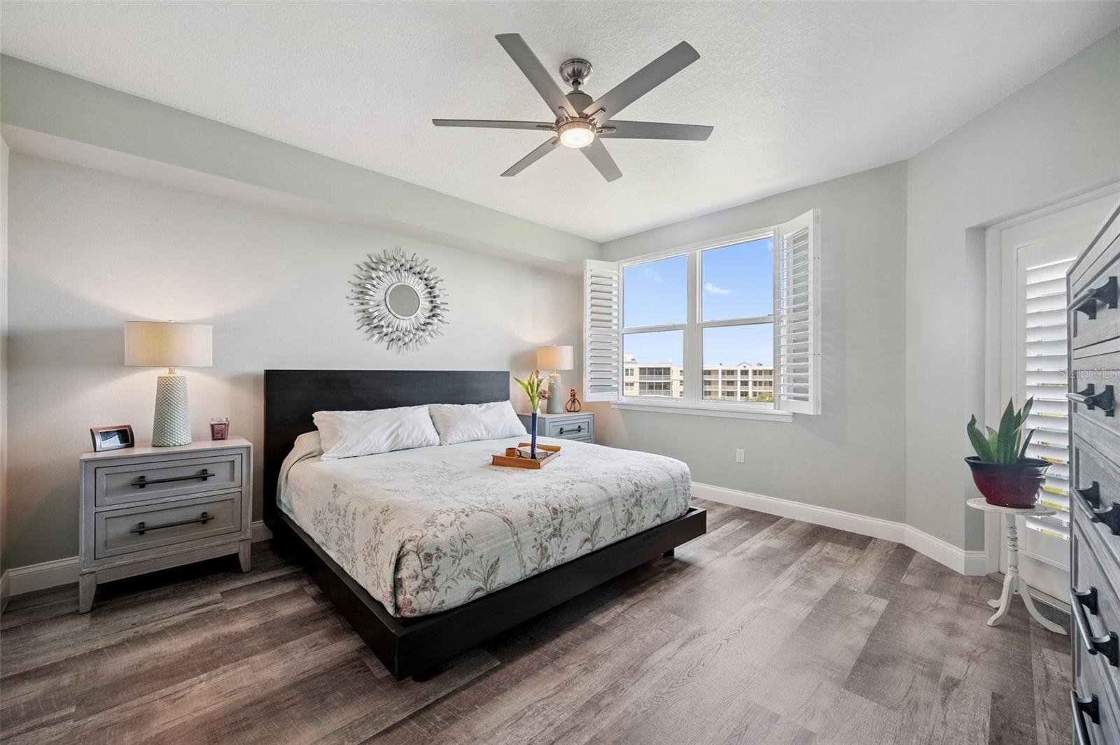 Image 23 of 66 For 960 Starkey Road 10505