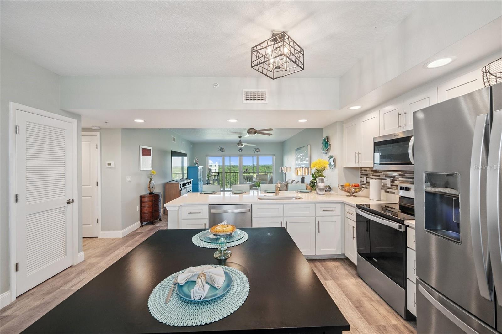 Image 4 of 66 For 960 Starkey Road 10505