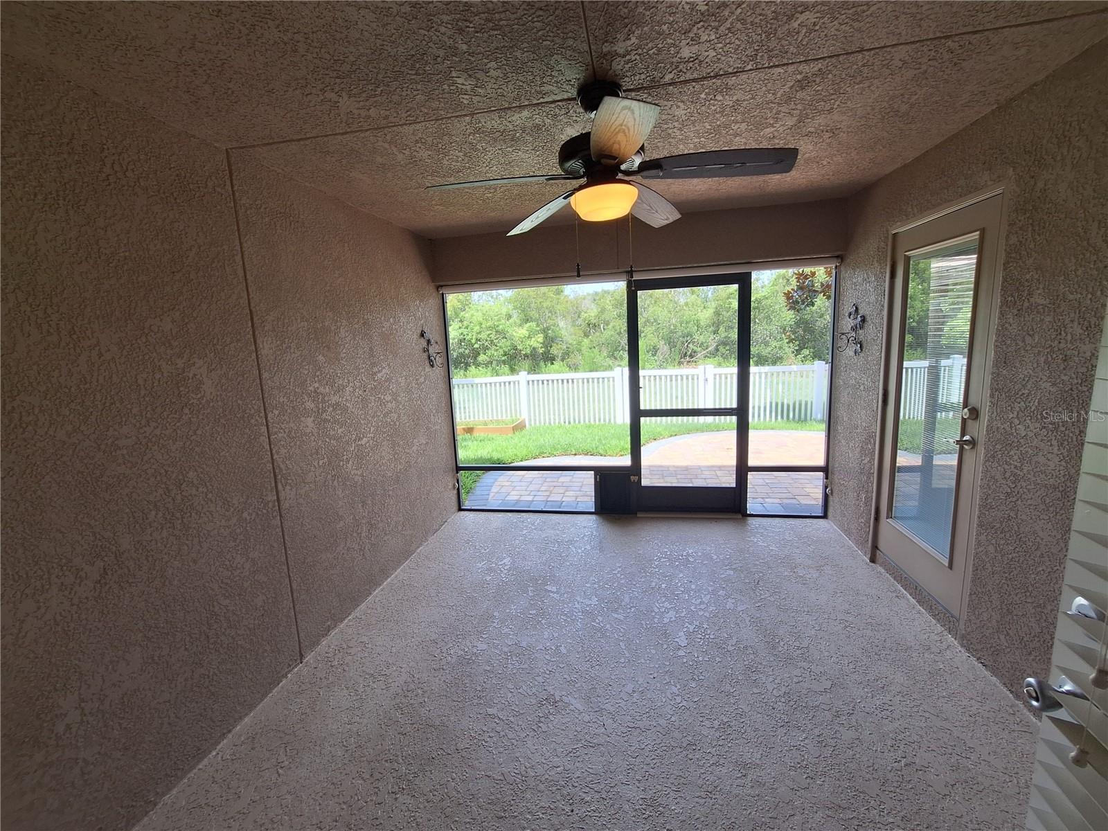 Image 8 of 12 For 9633 Jaybird Lane