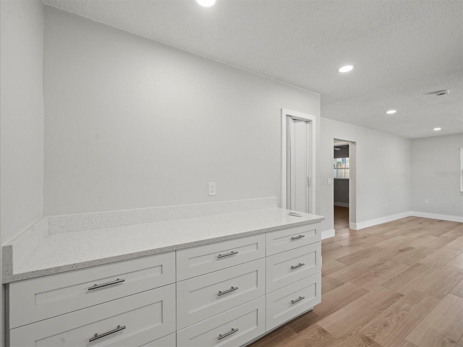 Image 12 of 20 For 6612 Faul Street