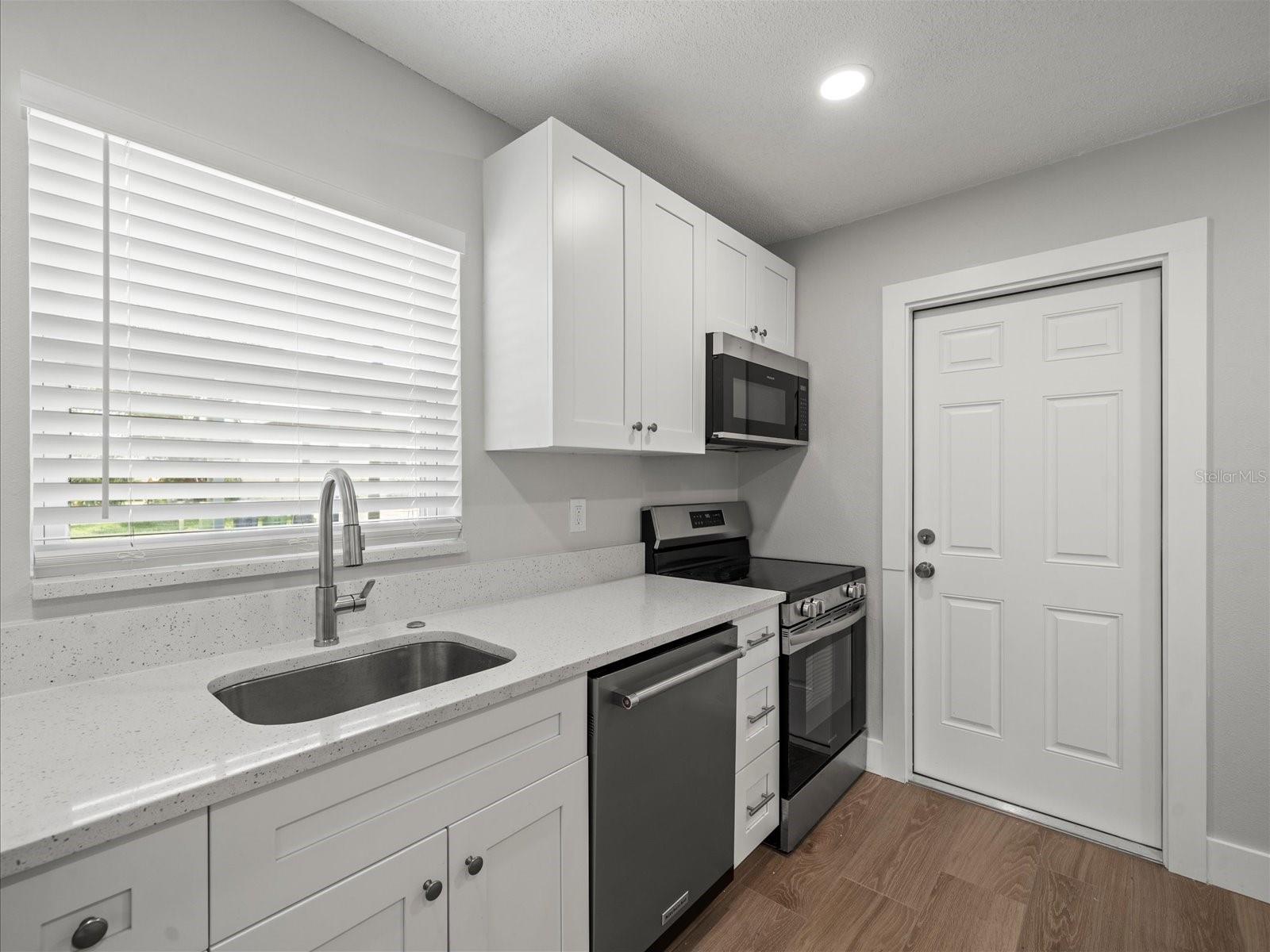 Image 13 of 20 For 6612 Faul Street