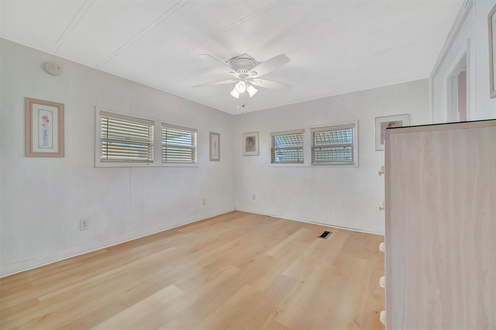 Image 30 of 56 For 124 Saint Pierres Way