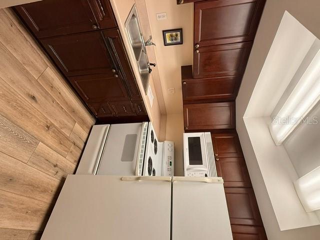 Image 6 of 8 For 2929 Ocean Boulevard M8