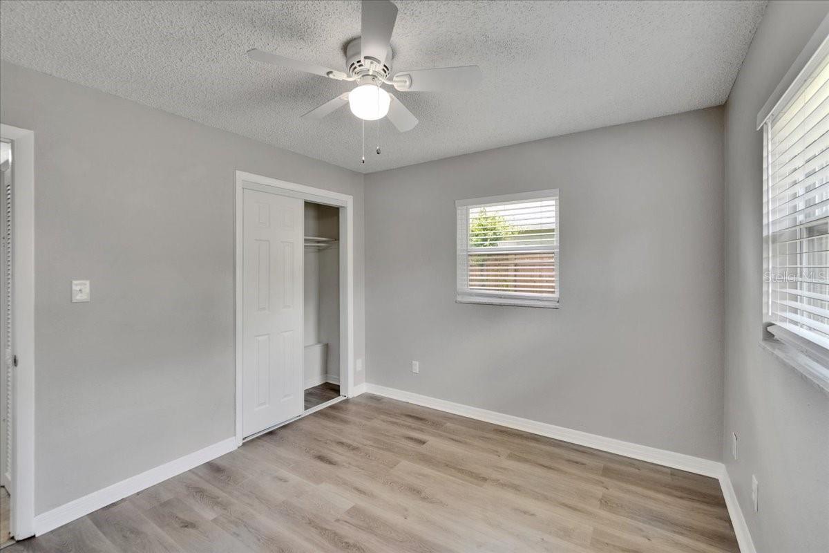 Image 22 of 33 For 6211 Harold Avenue