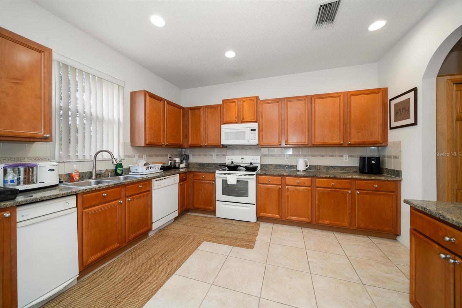 Image 9 of 25 For 10921 Cory Lake Drive