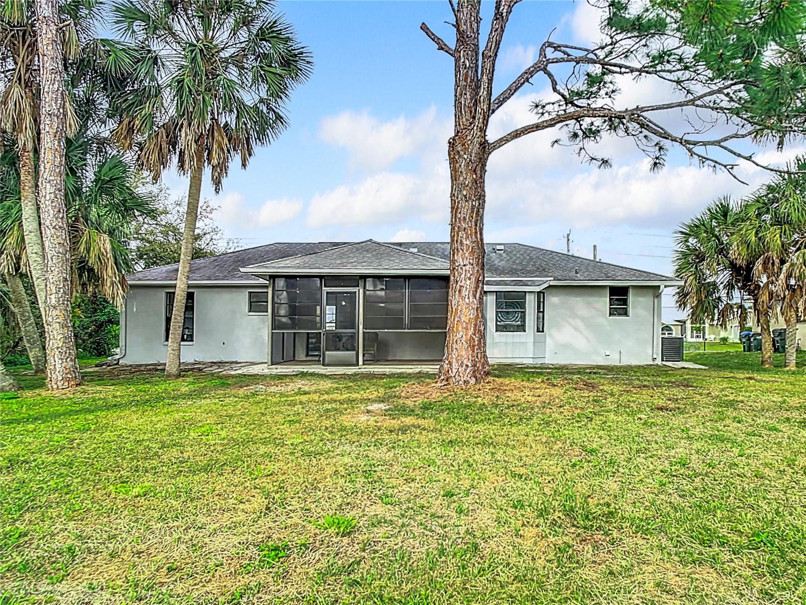 Image 19 of 40 For 5580 Salford Boulevard