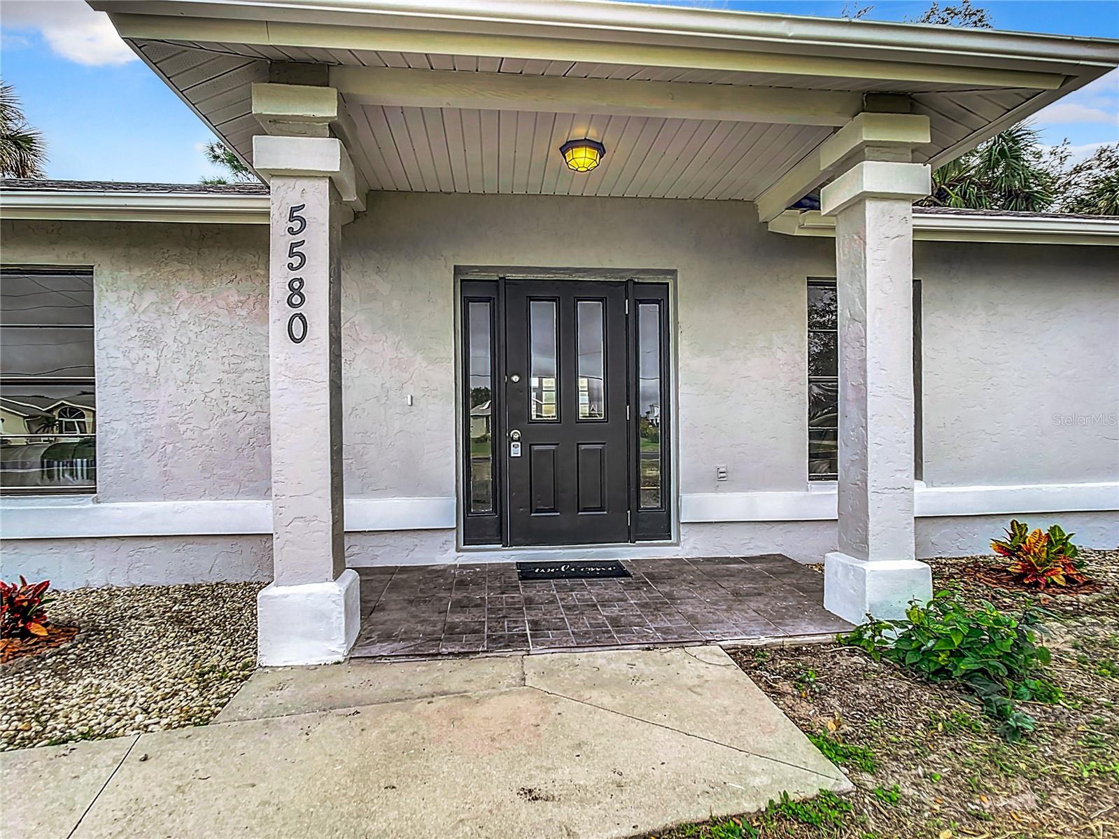 Image 26 of 40 For 5580 Salford Boulevard