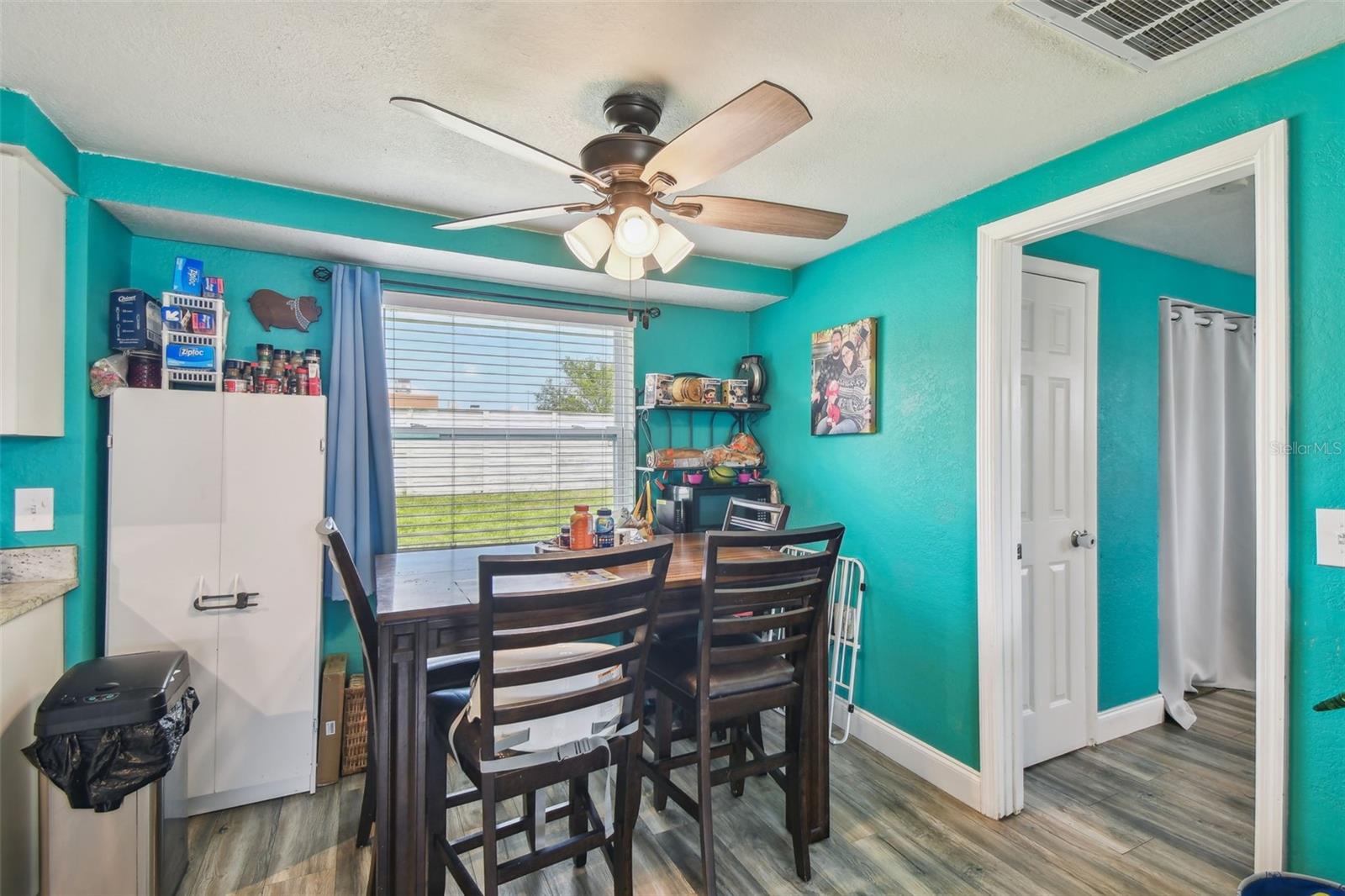 Listing photo id 9 for 3427 Cantrell Street