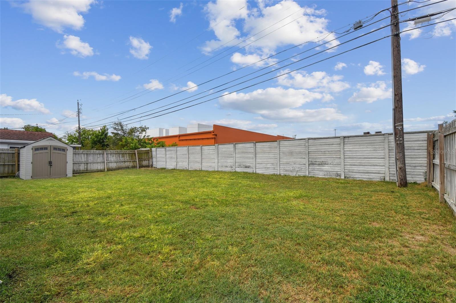 Listing photo id 25 for 3427 Cantrell Street