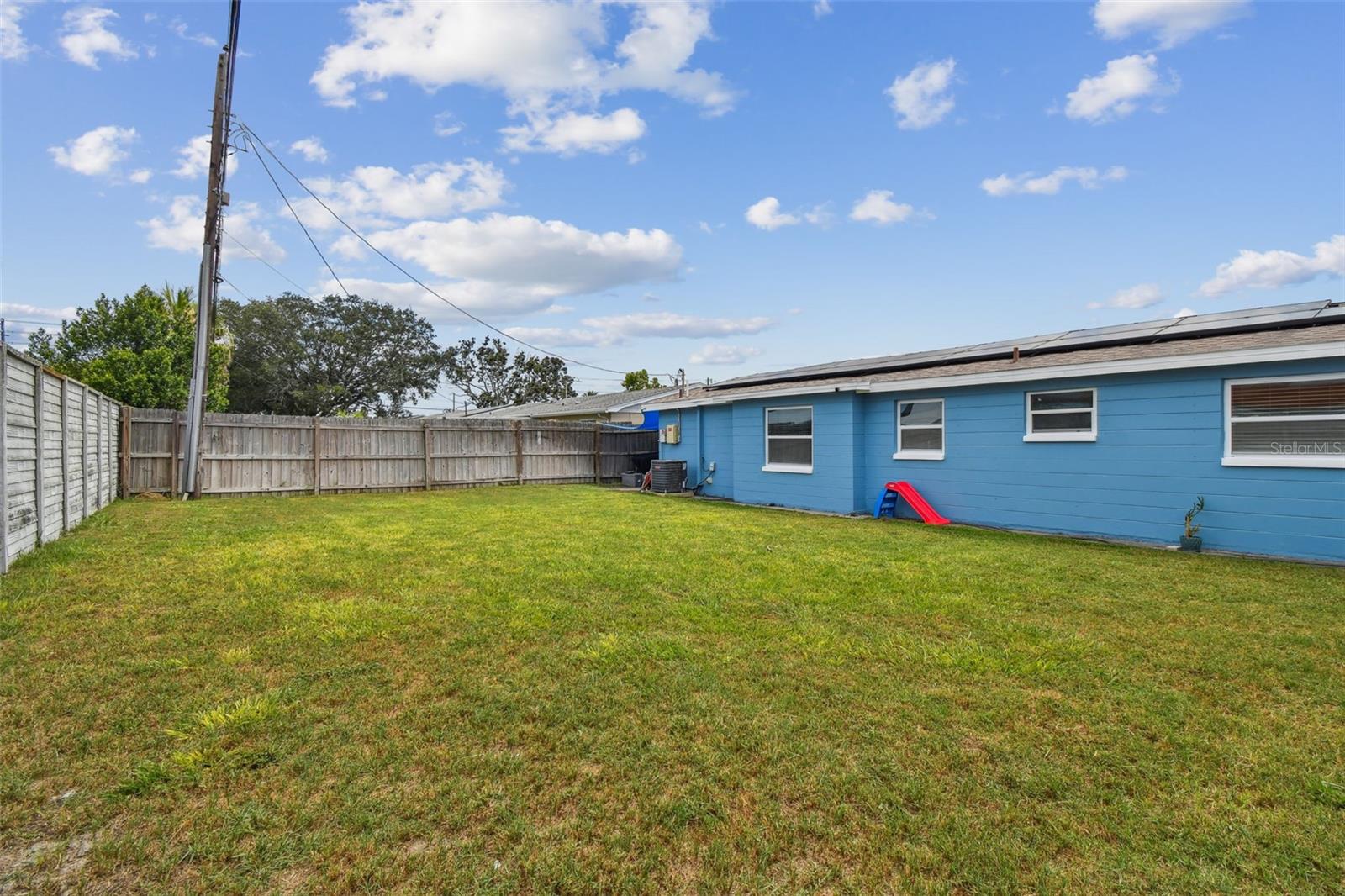 Listing photo id 27 for 3427 Cantrell Street