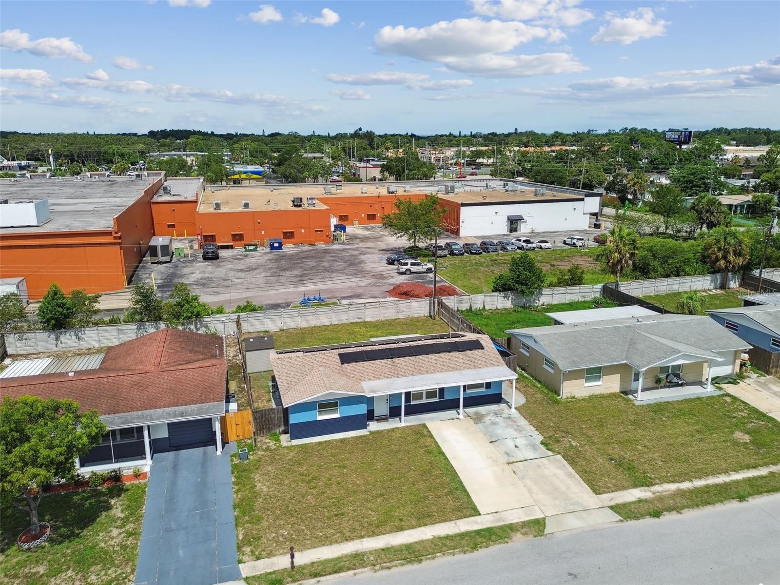 Listing photo id 40 for 3427 Cantrell Street