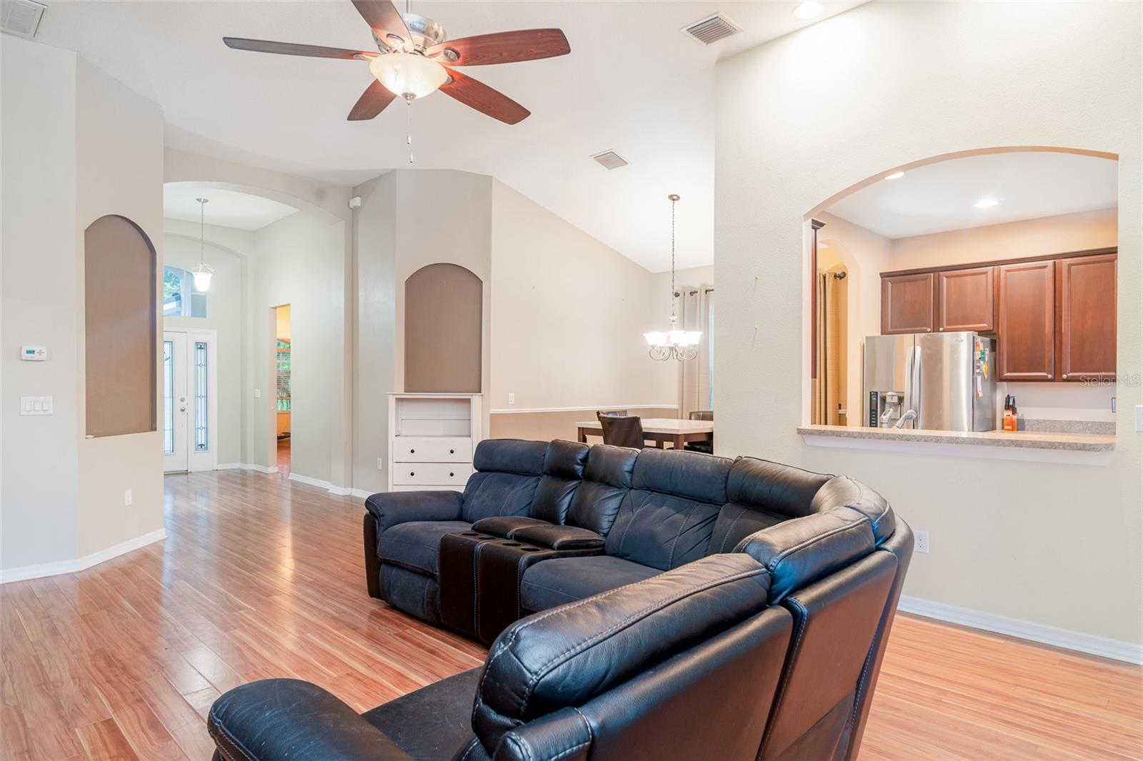 Image 12 of 57 For 12721 Avelar Creek Drive