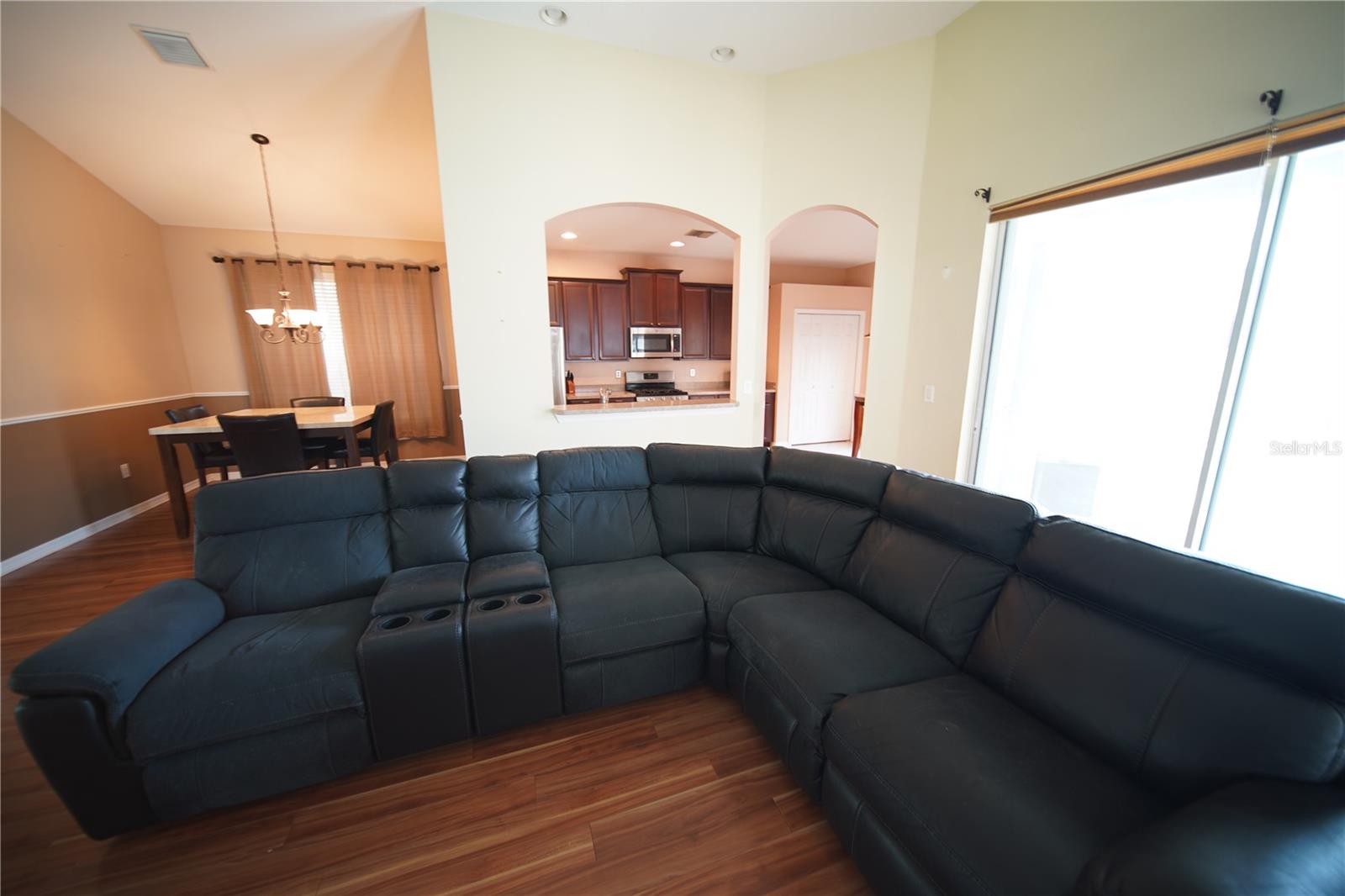 Image 15 of 57 For 12721 Avelar Creek Drive
