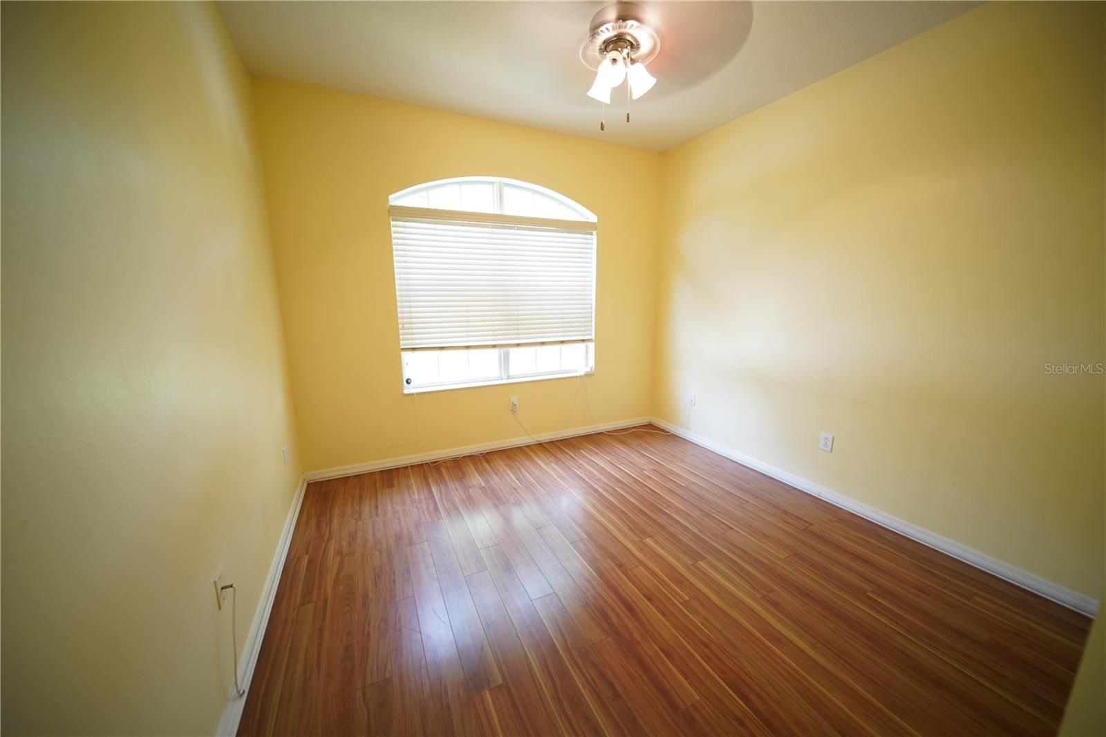Image 35 of 57 For 12721 Avelar Creek Drive