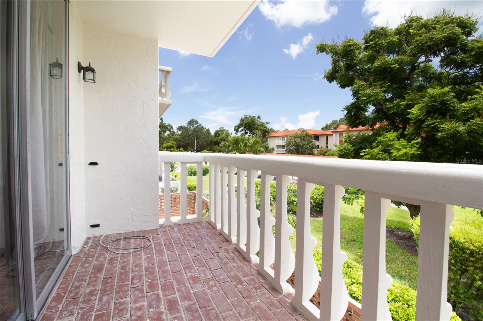 Image 16 of 51 For 2623 Seville Boulevard 203