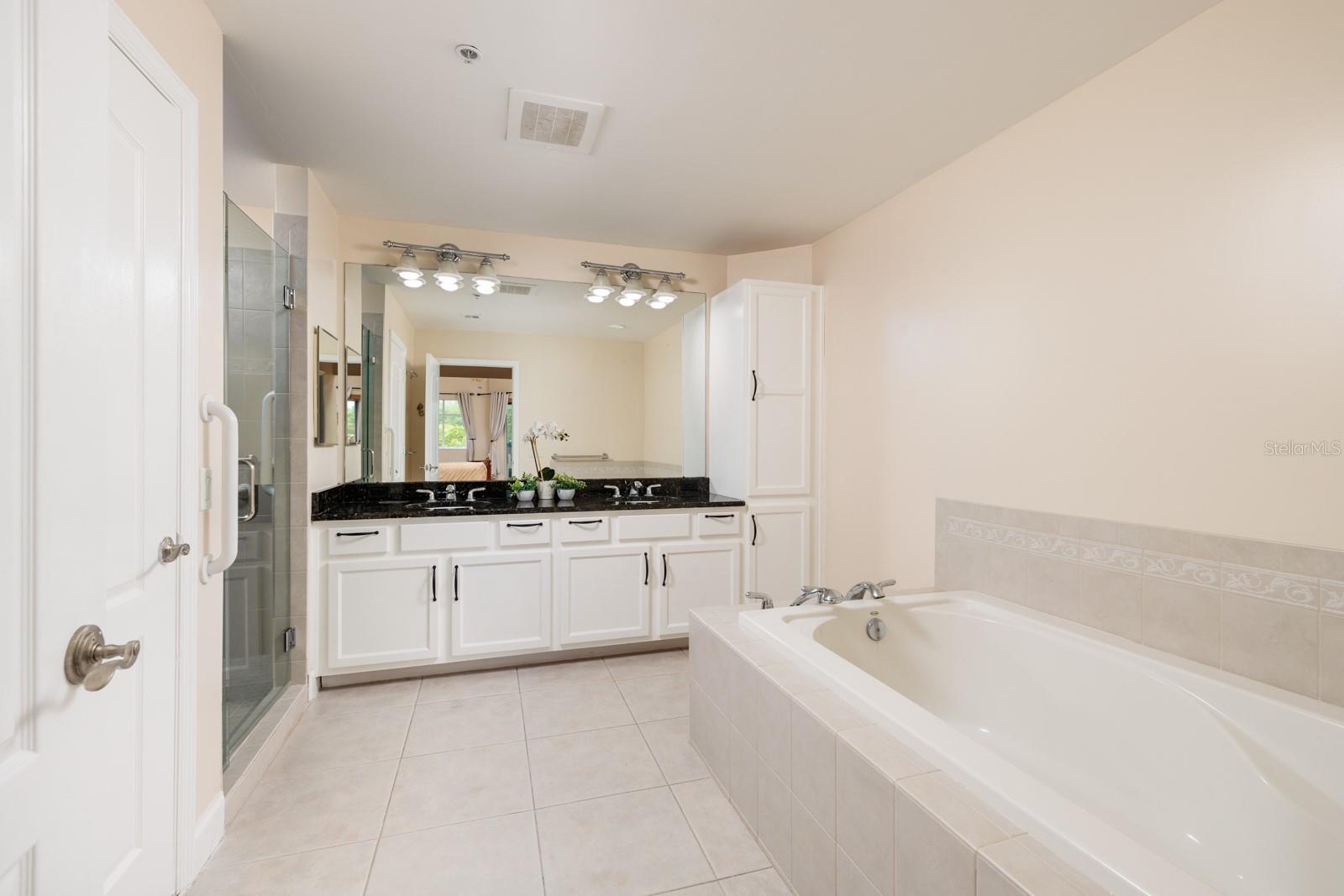 Image 21 of 39 For 12077 Gandy Boulevard N 333