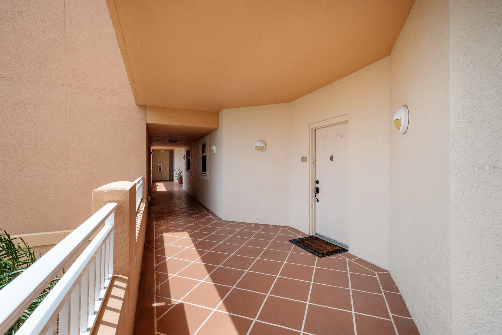 Image 4 of 39 For 12077 Gandy Boulevard N 333