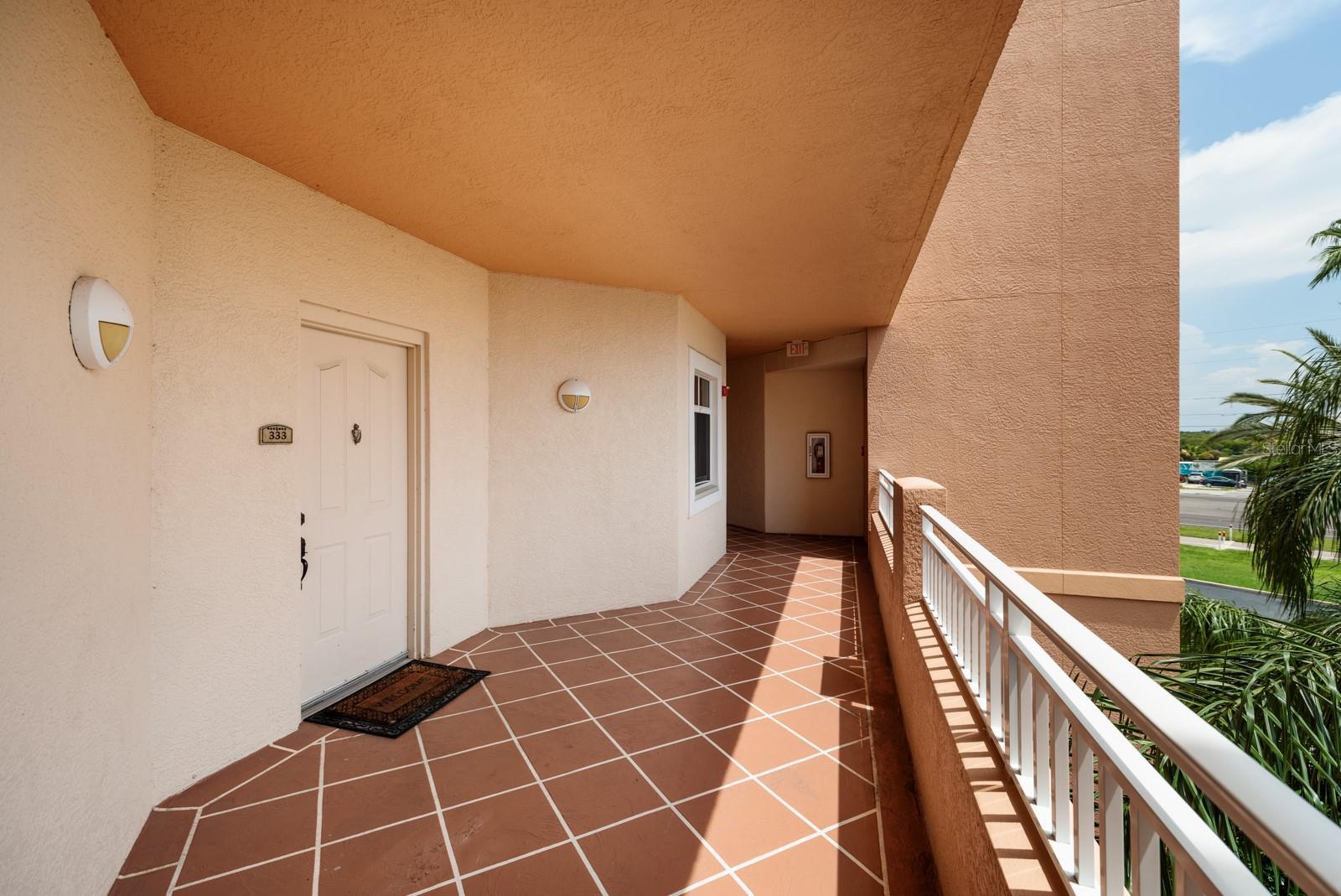 Image 5 of 39 For 12077 Gandy Boulevard N 333