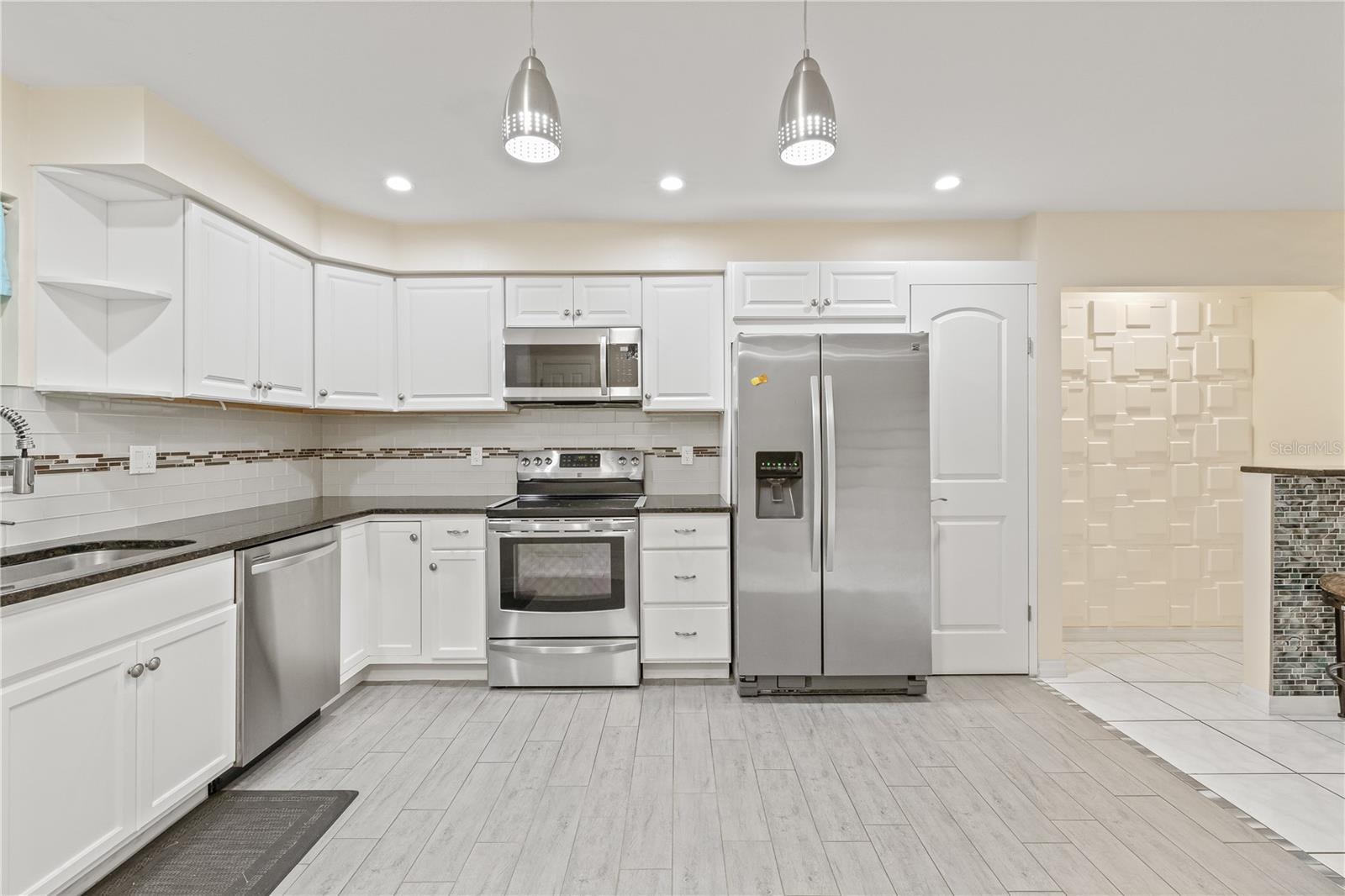 Image 16 of 42 For 3368 Ramblewood Place 37-d-1