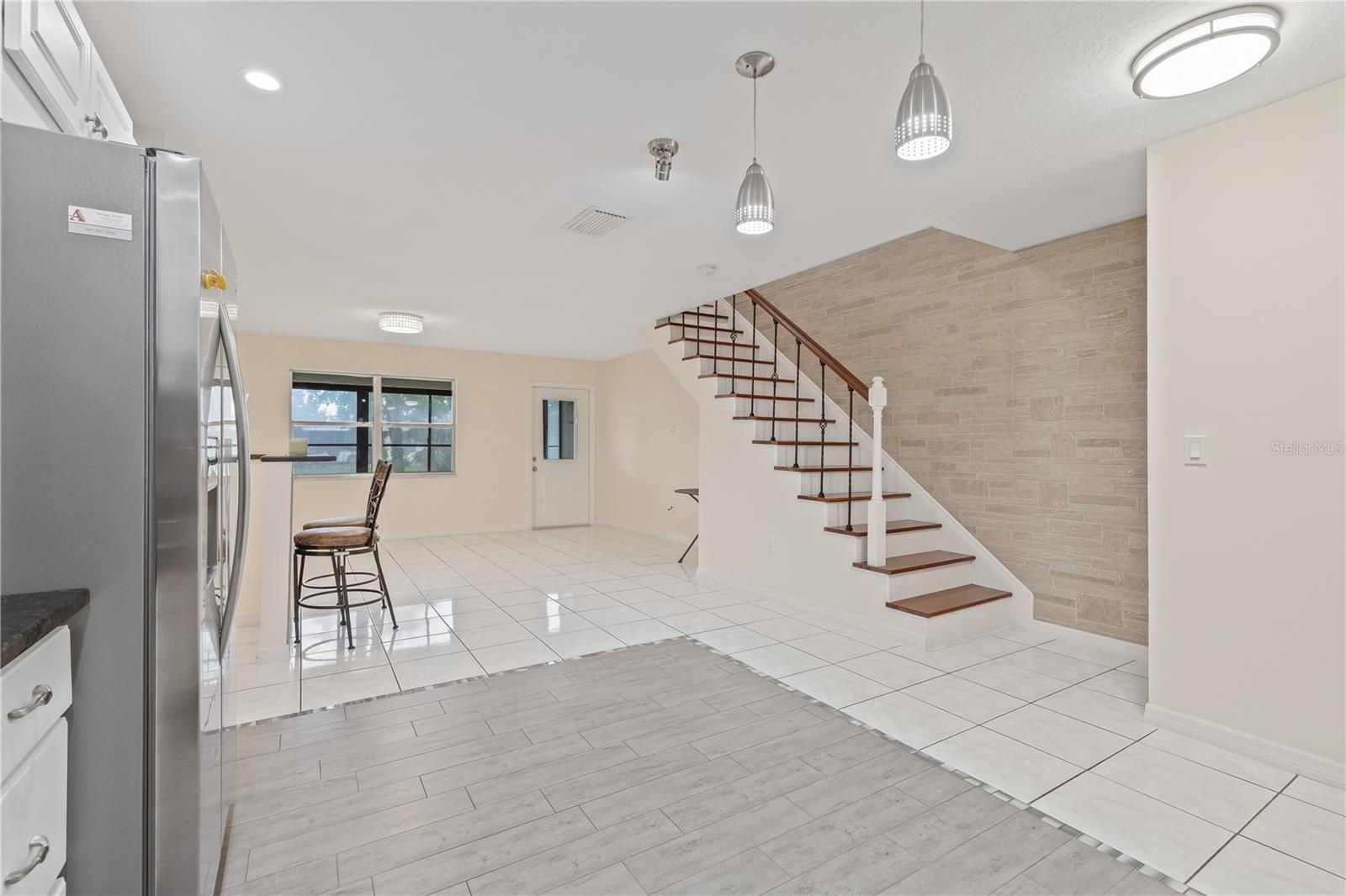 Image 4 of 42 For 3368 Ramblewood Place 37-d-1