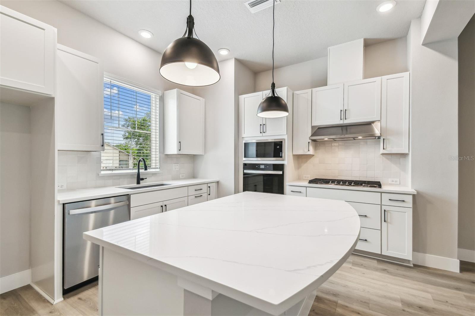 Listing photo id 14 for 6605 Nebraska Avenue 23