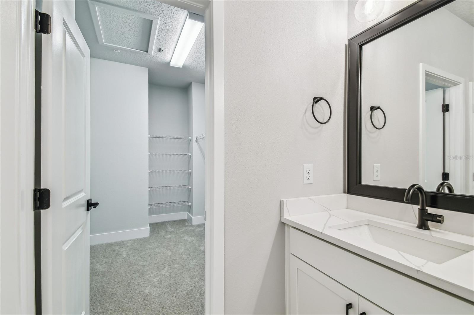 Listing photo id 29 for 6605 Nebraska Avenue 23