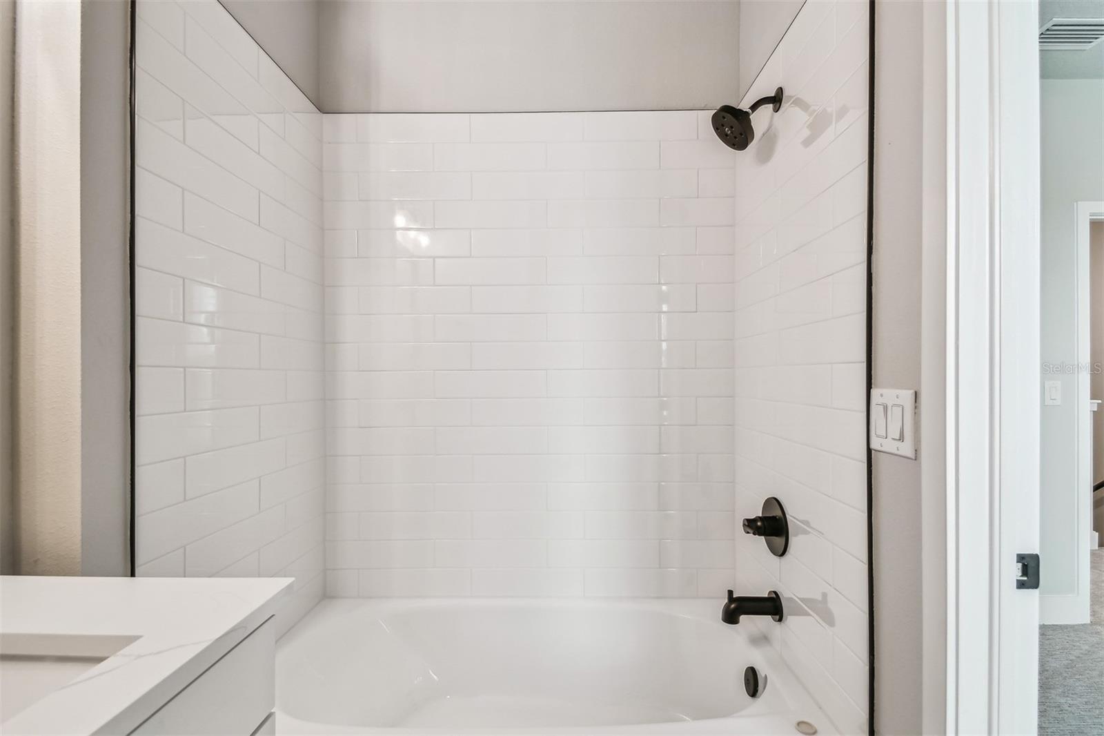 Listing photo id 35 for 6605 Nebraska Avenue 23
