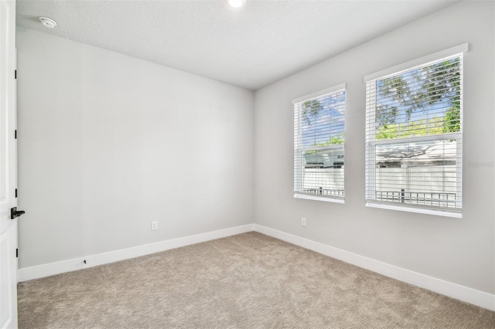 Listing photo id 7 for 6605 Nebraska Avenue 23