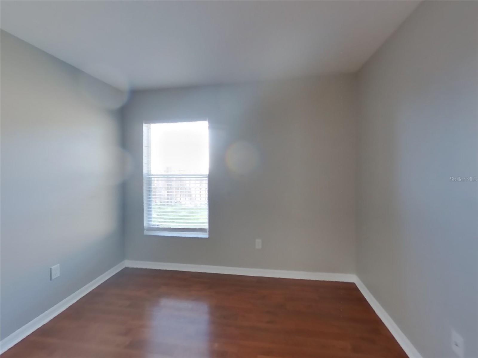 Image 10 of 16 For 24633 Laurel Ridge Drive